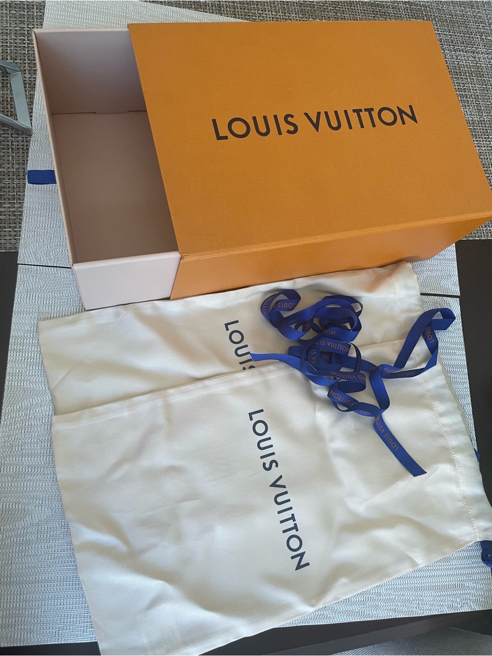 Louis Vuitton Shoe packaging